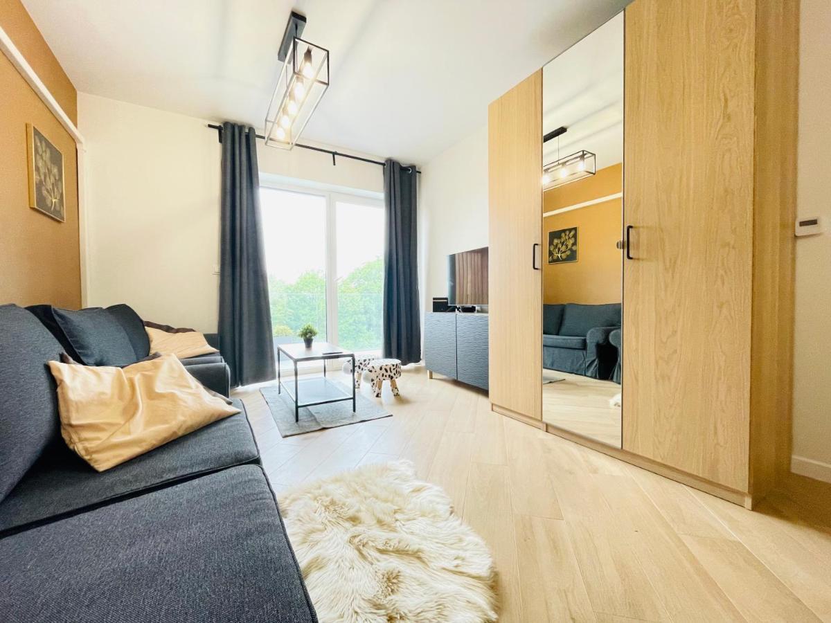 Superior Laguna Beskidow 3 Rooms! Sauna&Gym! Air Condition! 자제체 외부 사진